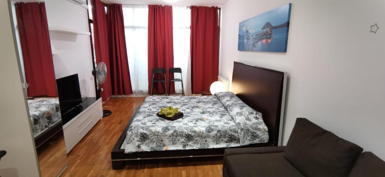 Rooms Arago Barcelona Exteriér fotografie